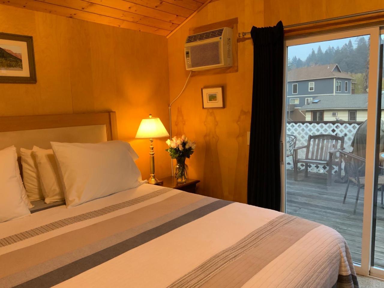 The Woods Hotel - Gay Lgbtq Cabins جيرنفيل المظهر الخارجي الصورة